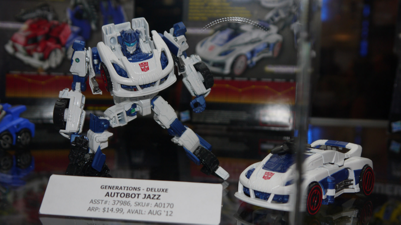 Illustration for article titled Don't Like Grimlock? Here are All the Transformers Hasbro Brought to San Diego